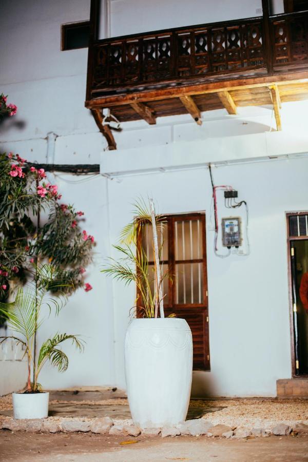 Plumeria Motel - Stone Town Zanzibar Εξωτερικό φωτογραφία